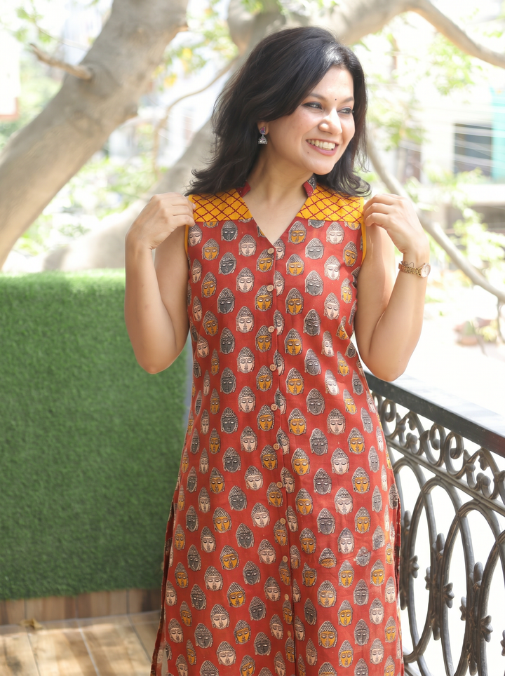 Sanjivi Maroon Red Buddha Print Cotton Kurti