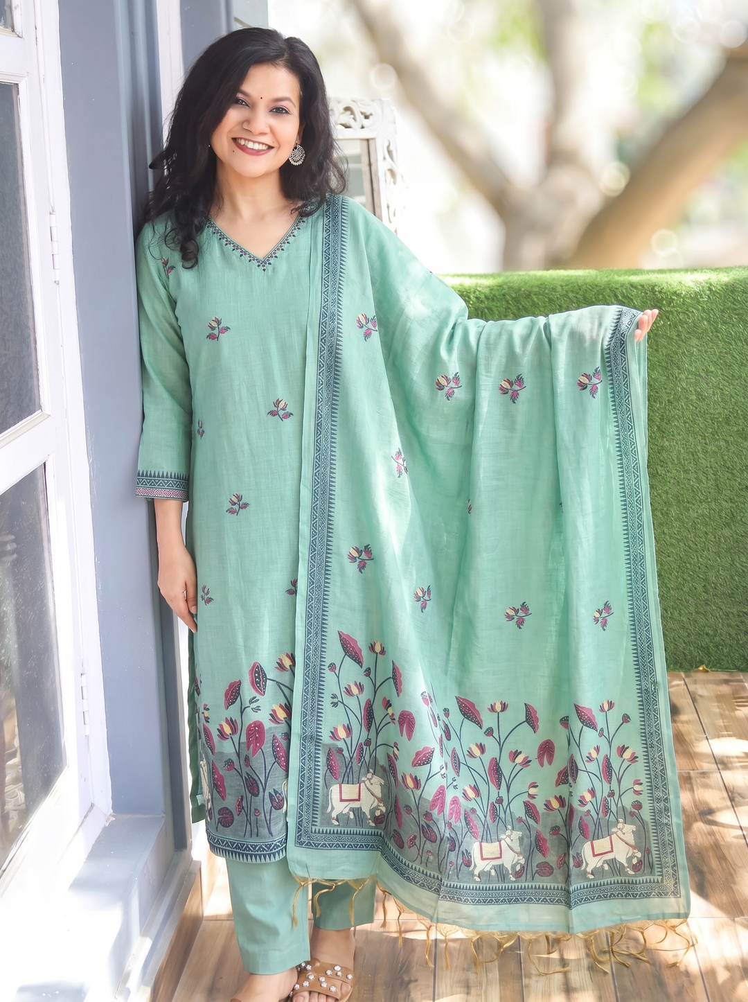 Shobha Ocean Blue Pichwai Jamdani 3 Piece Set
