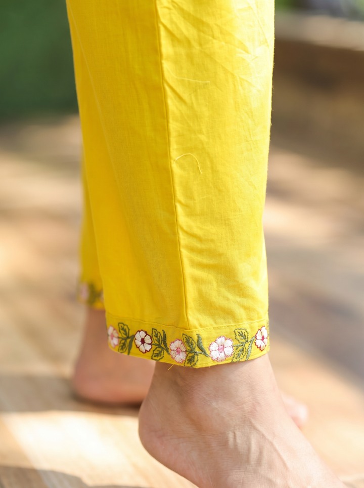 Sakhi Yellow Embroidered Mul Cotton 3 Piece Set