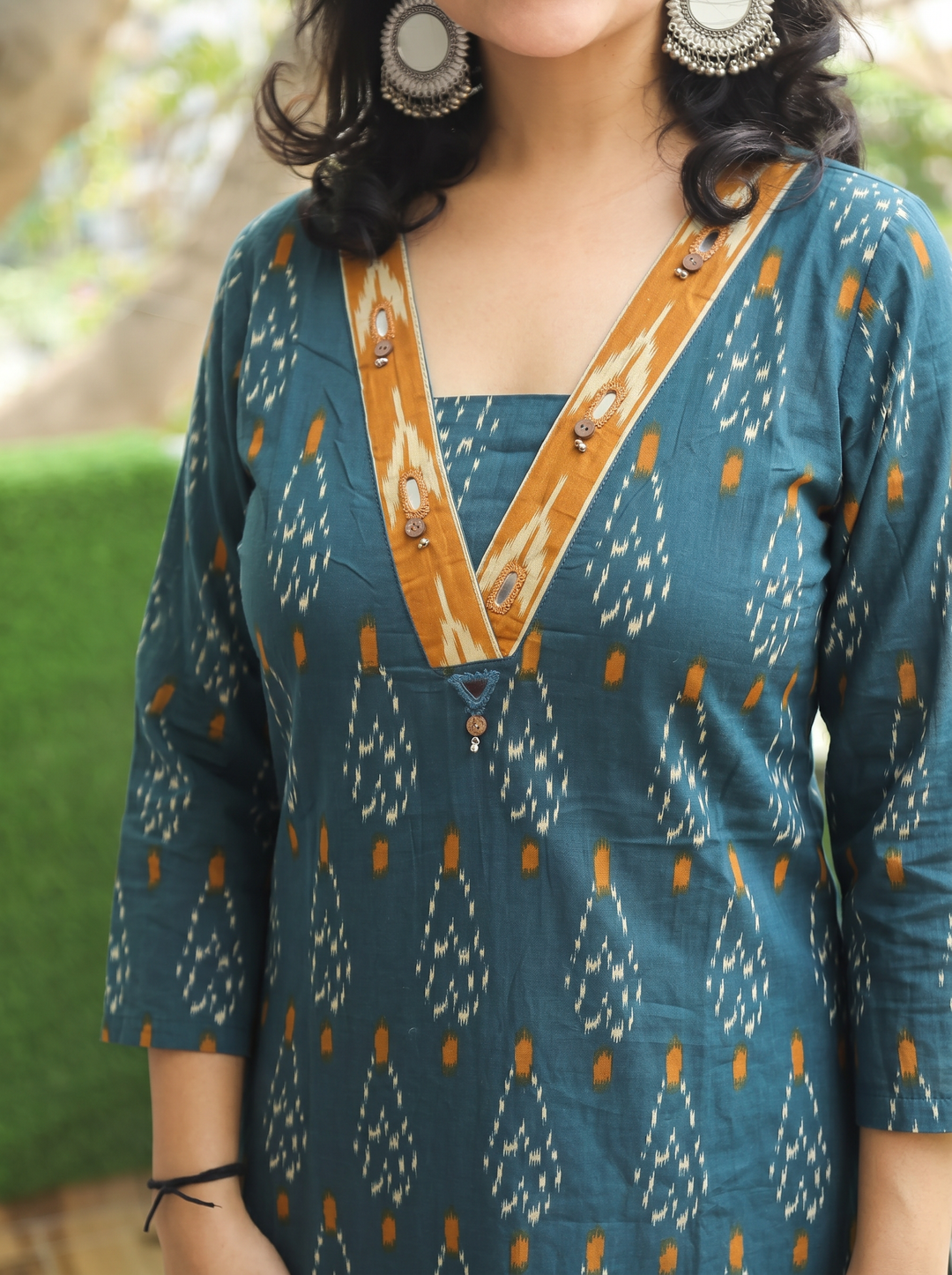 Shrivali Scralet Green Ikkat Cotton 3 Piece Set