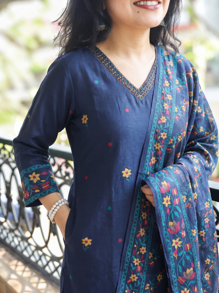 Saloni Blue Floral Jamdani 3 Piece Set