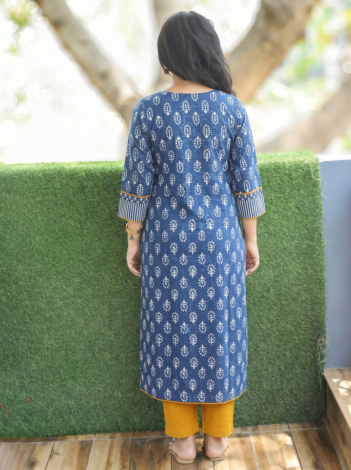 Arya Persian Indigo Embroidered Dabu Printed Cotton Kurti