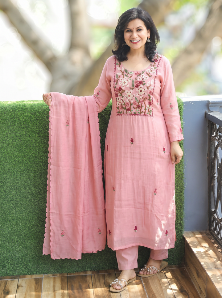 Tanni Mulberry Mauve Kolkata Hand Embroidered Set