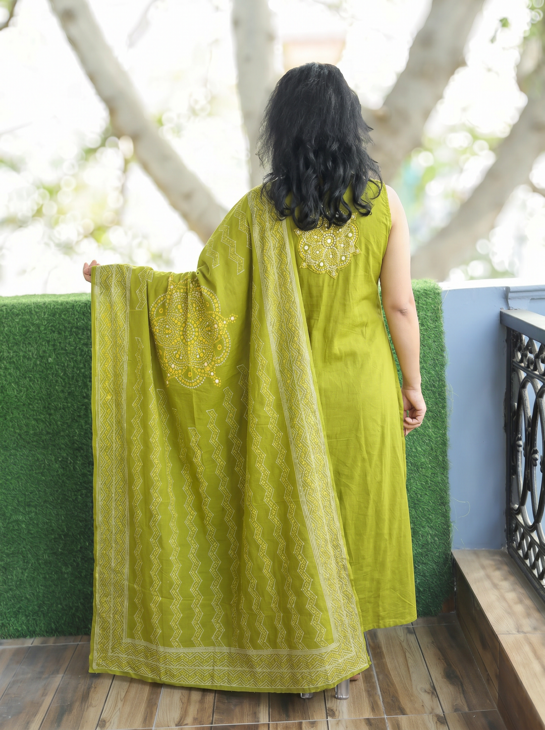 Shobha Leaf Green Mirror Cotton 3 Piece Set