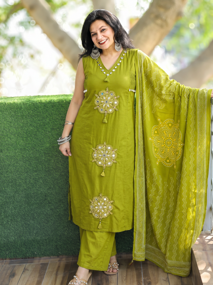 Shobha Leaf Green Mirror Cotton 3 Piece Set
