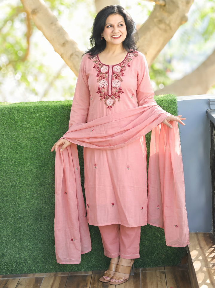 Vrinda Blush Mauve Kolkata Hand Embroidered Set