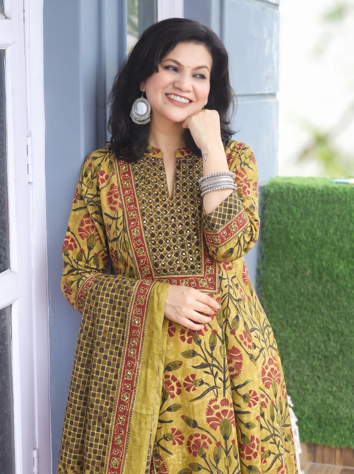 Sakshi Yellow Zari Work Cotton 3 Piece Set