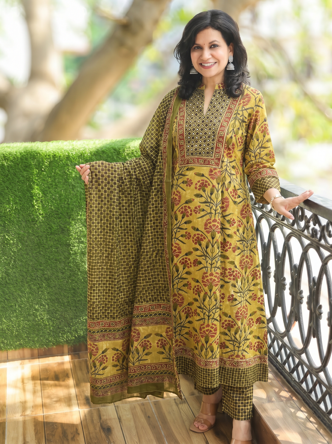 Sakshi Yellow Zari Work Cotton 3 Piece Set
