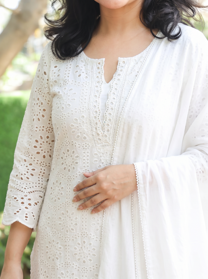 Hans Safed Schiffli Cotton 3 Piece Set