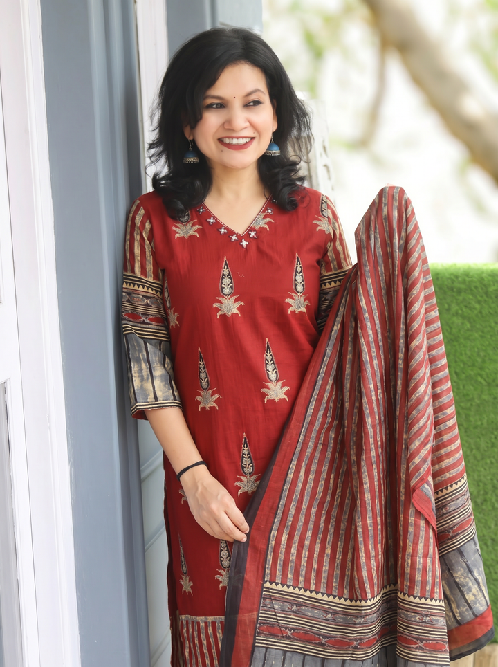 Paro Maroon Red Ajrak Print Cotton 3 Piece Set
