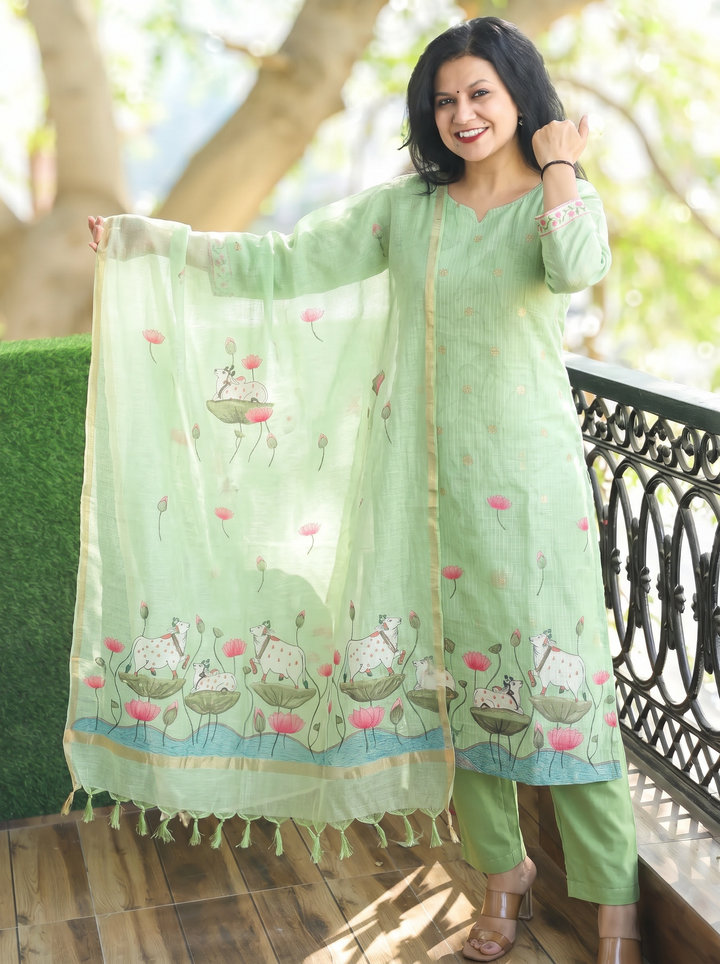 Jhanvi Pista Green Cow Pichwai Print Kota Doriya Set
