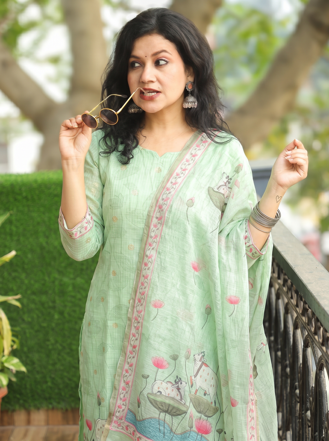 Jhanvi Pista Green Cow Pichwai Print Kota Doriya Set