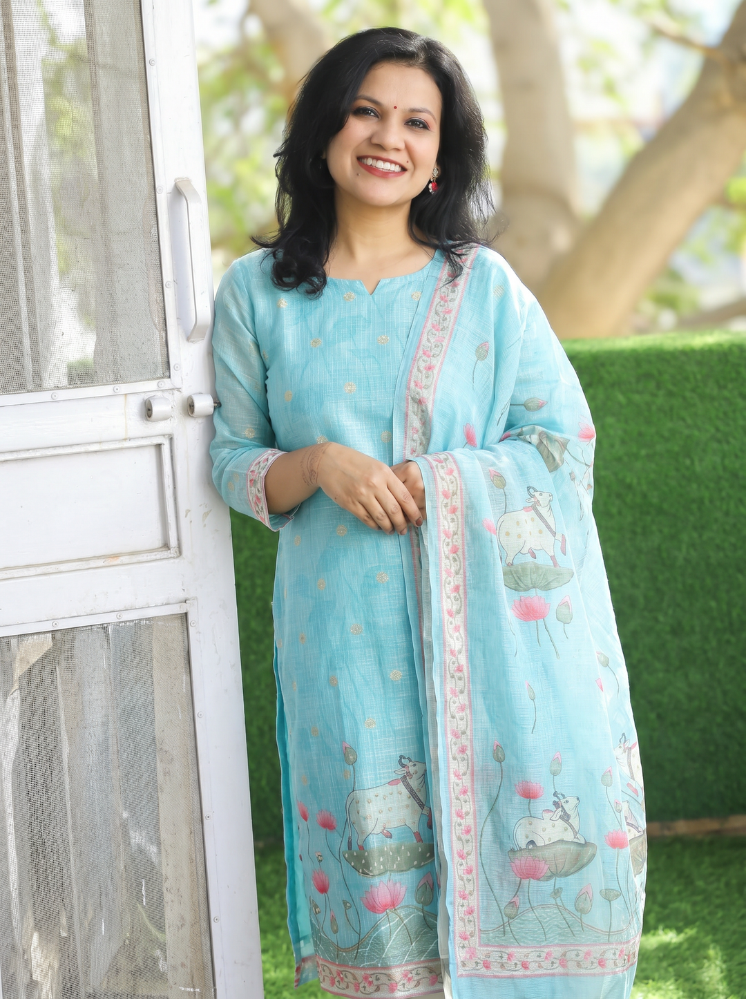 Jhanvi Sky Blue Cow Pichwai Print Kota Doriya Set