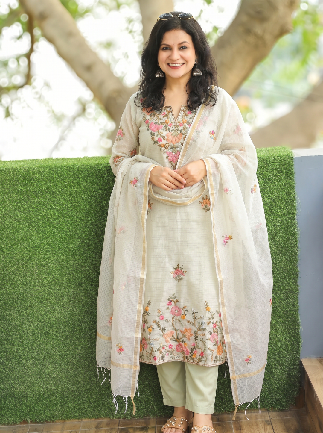 Fanna Off-Beige Embroidered Shimmer Kota Doriya Set