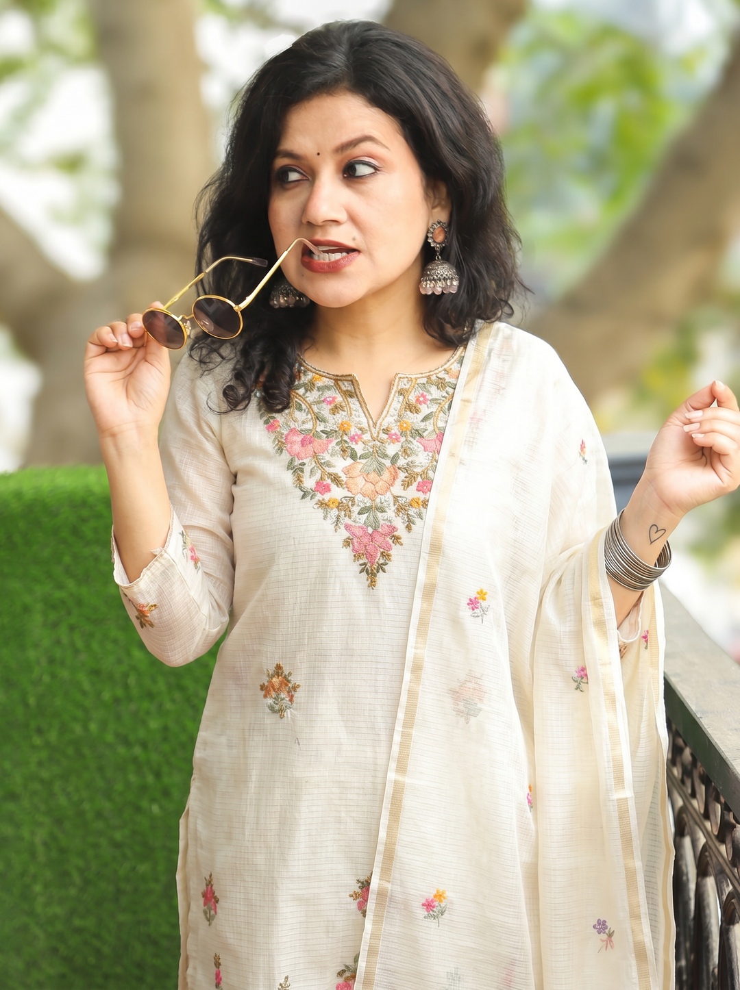 Fanna Off-Beige Embroidered Shimmer Kota Doriya Set