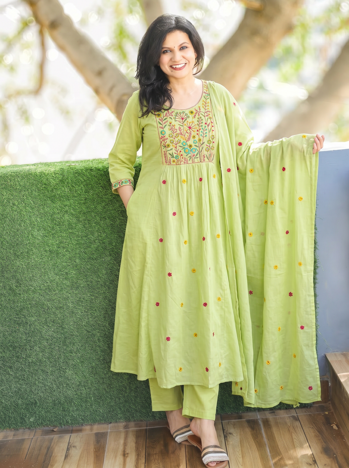 Ella Green Embroidered Gathered Mul Cotton 3 Piece Set