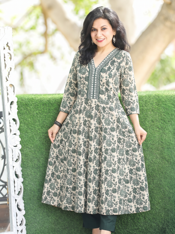 Palki White Green Kalamkari Anarkali Cotton Kurti