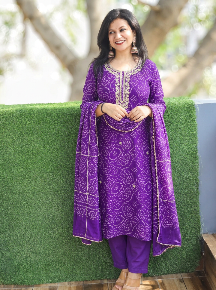 Bahaar Purple Embellished Bandhani Georgette 3 Piece Set