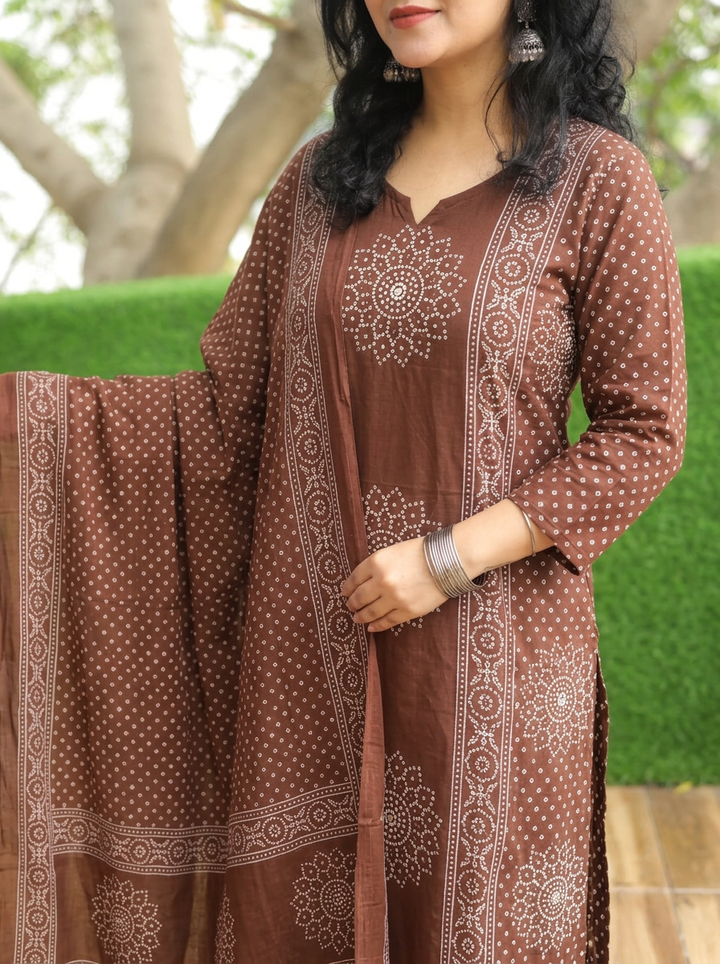 Jhanvi Choco Brown Bandhani Printed Cotton 3 Piece Set