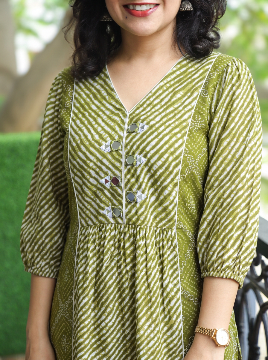 Aarohi Green Mirror with Leheriya Print Panel Cotton Kurti