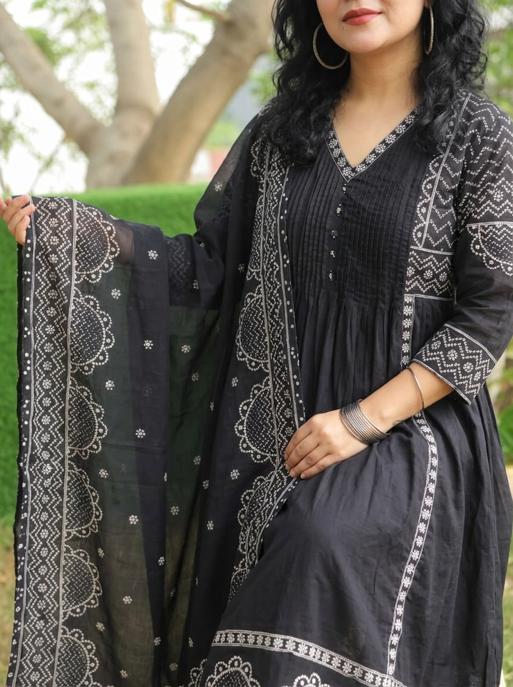 Rashi Black Bandhani Gathered Cotton 3 PIece Set
