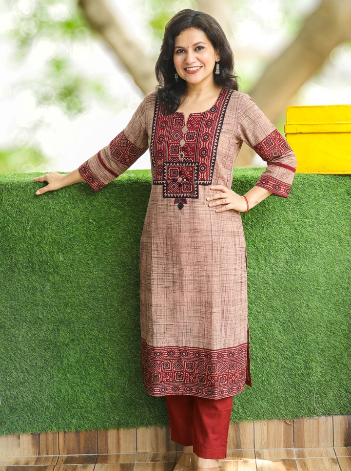 Zariya Beige Ajrakh Yoke Brush Painted Cotton Kurti