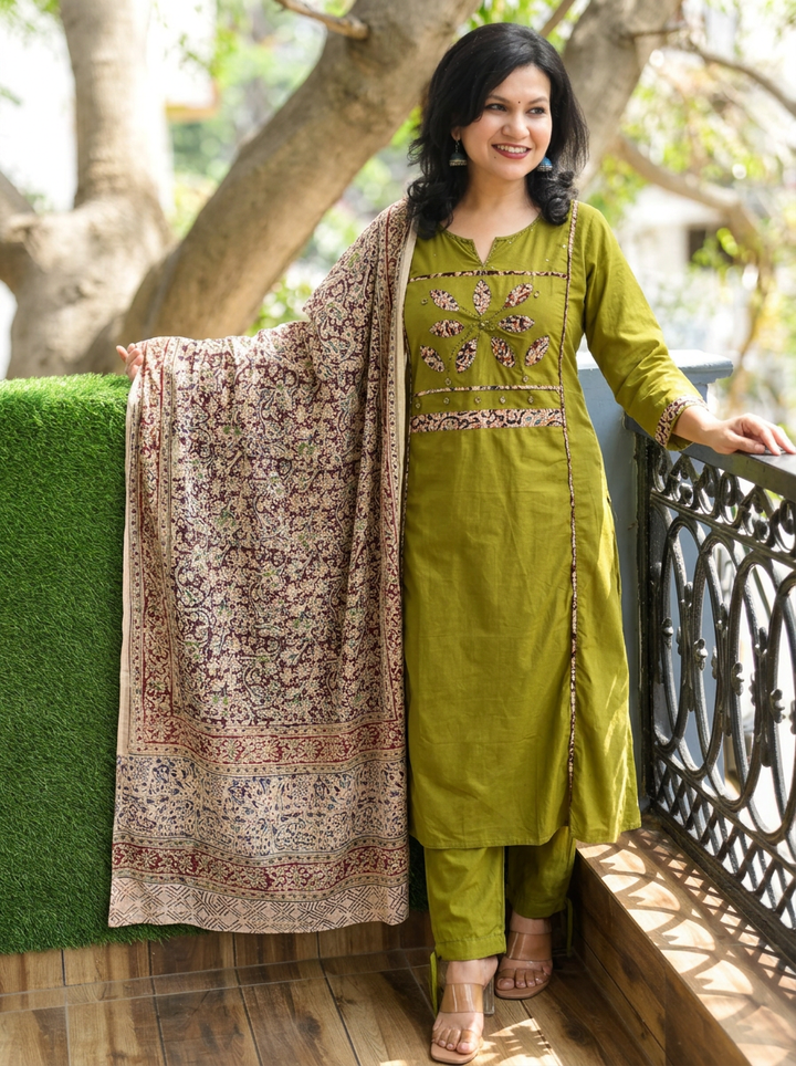 Shalini Forest Green Applique Yoke Kalamkari 3 Piece Set