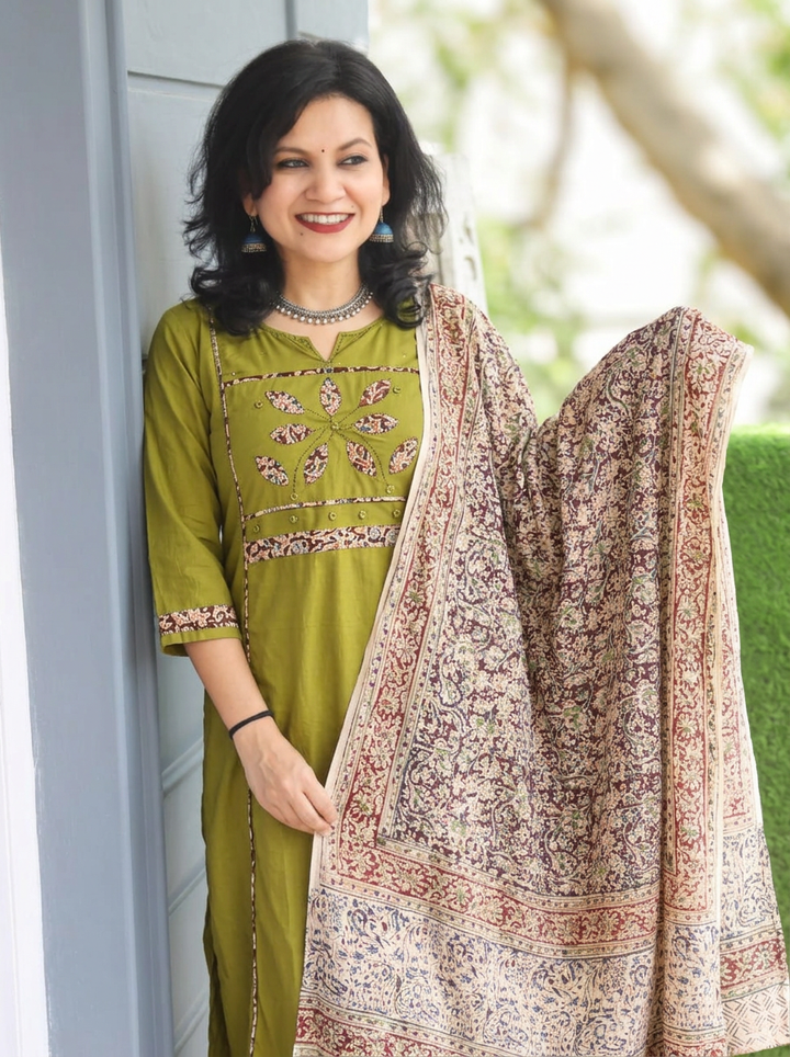 Shalini Forest Green Applique Yoke Kalamkari 3 Piece Set