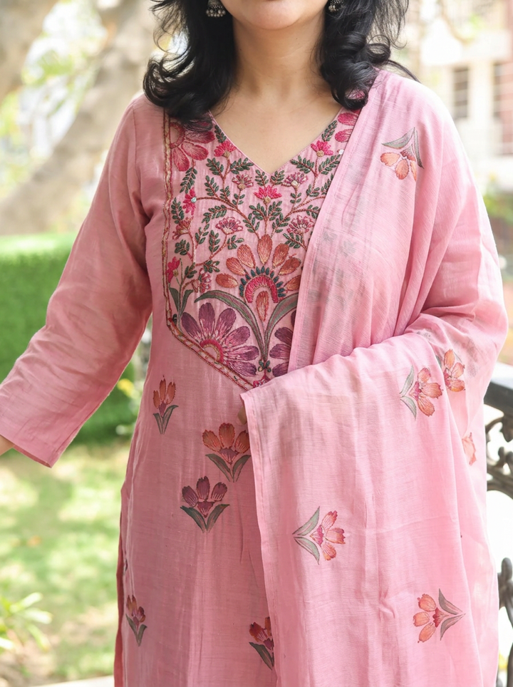 Priyadarshani Blush Mauve Kolkata Hand Embroidered Set