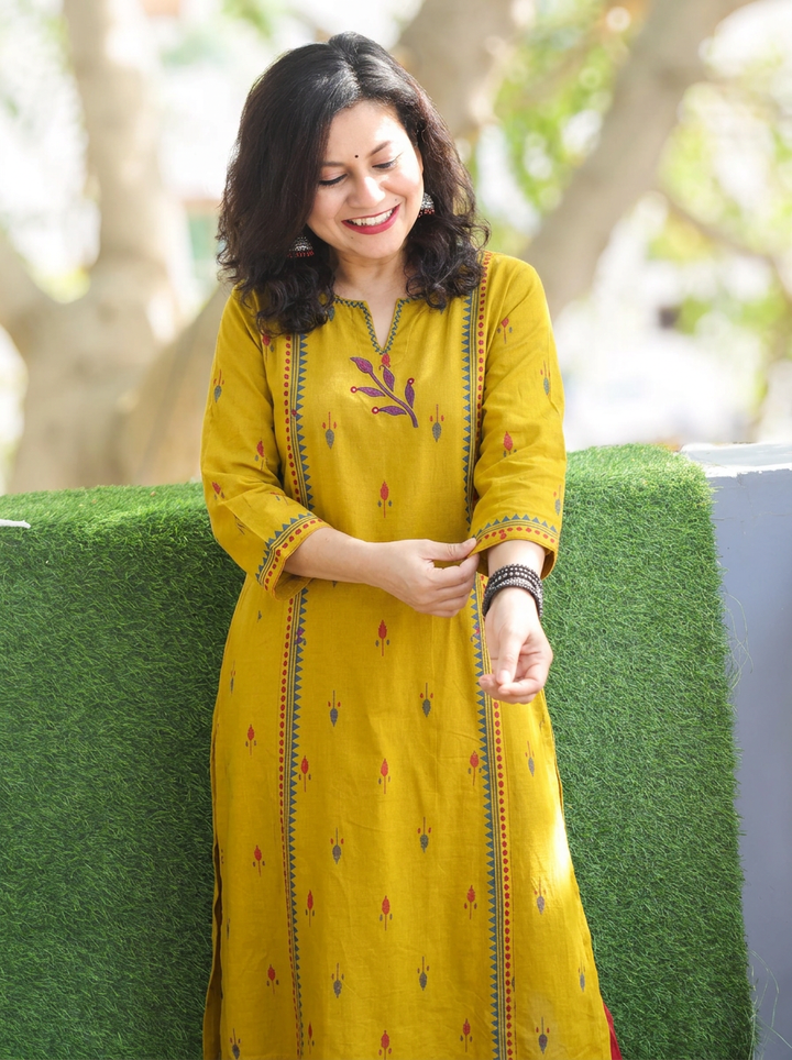 Aasumi Yellow Pigment Print South Cotton Woven 2 Piece Set