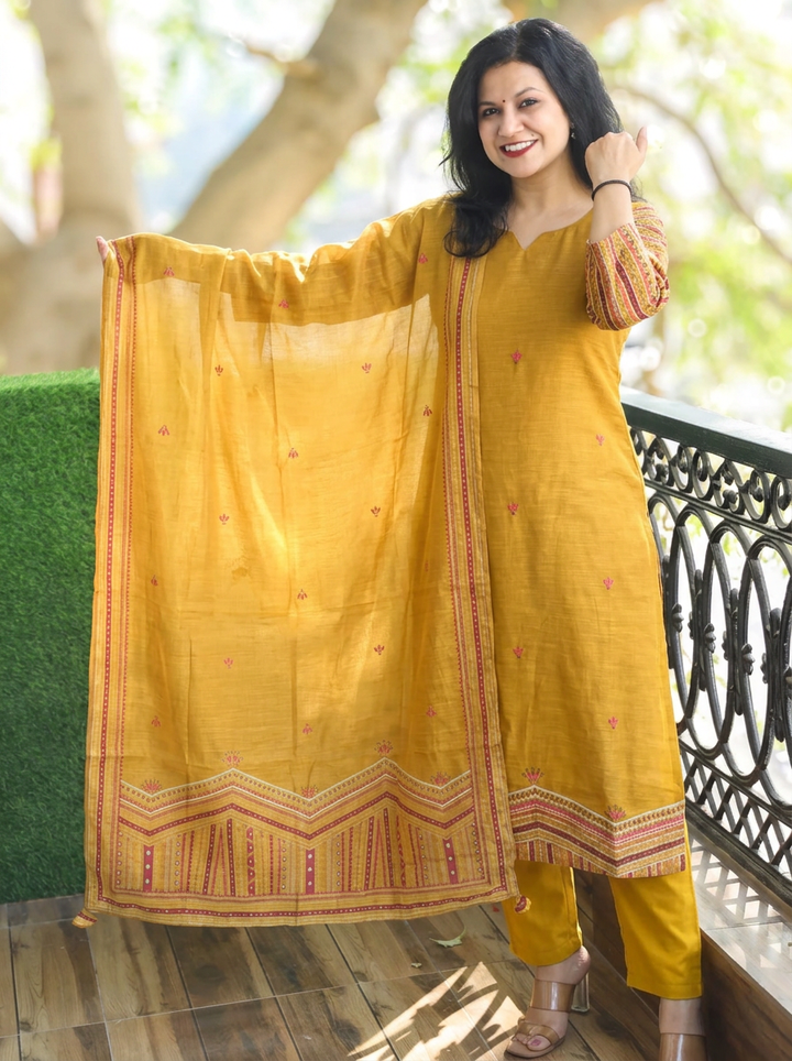 Vrinda Mustard Yellow Kolkata Hand Embroidered Linen 3 Piece Set
