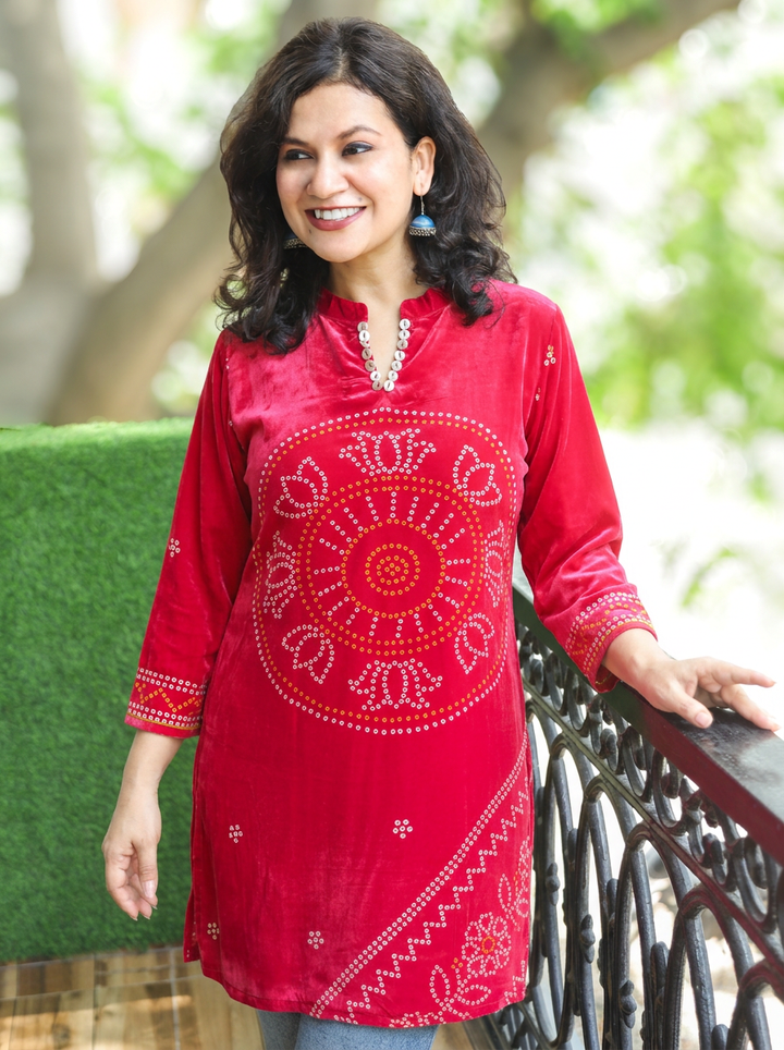 Mansi Rani Pink Bandhani Print Crepe Short Kurti
