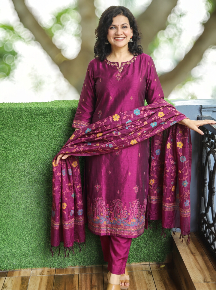 Nishroop Purple Floral Weaved Jamdani 3 Piece Set
