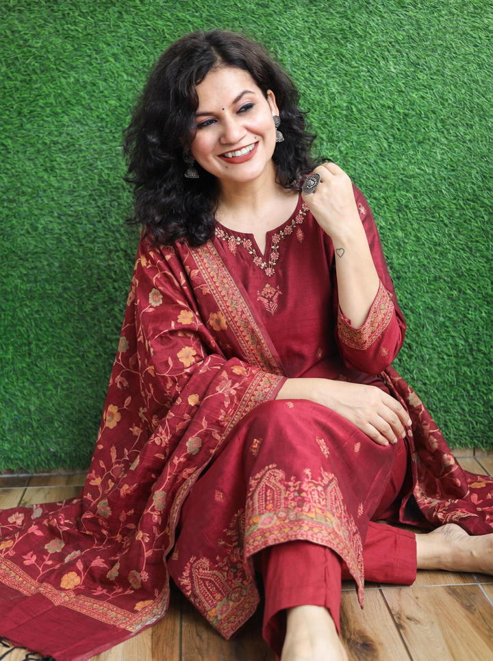 Nishroop Red Floral Weaved Jamdani 3 Piece Set