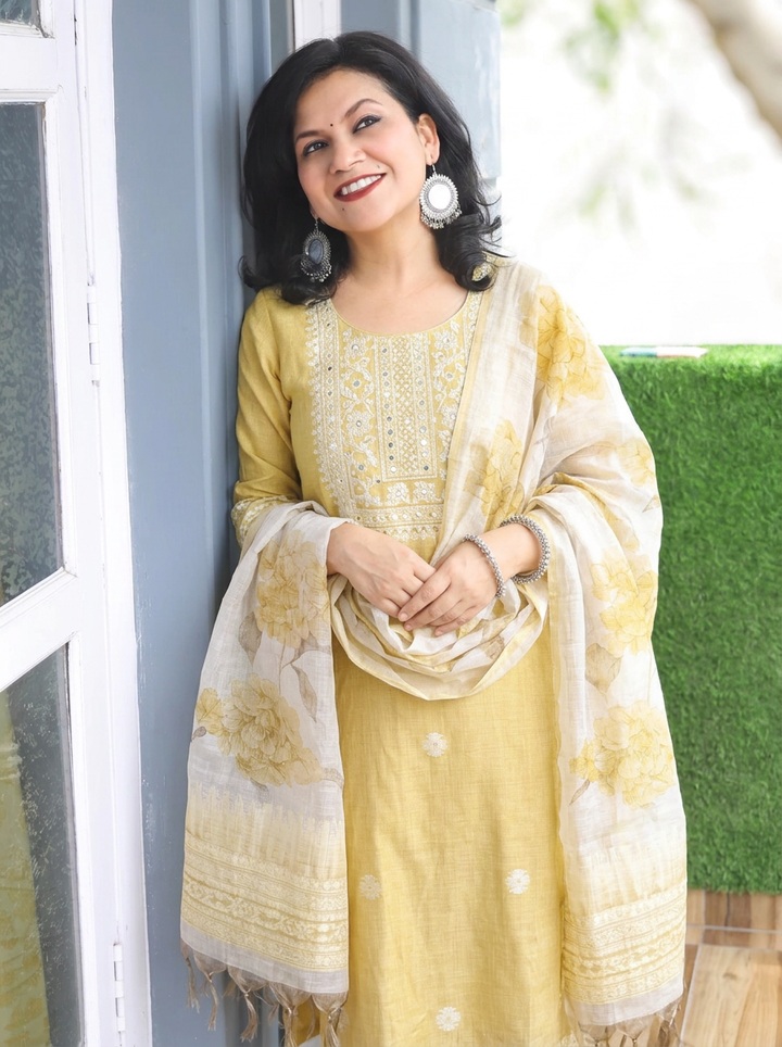 Sawbitri Butter Yellow Jamdani Weaved 3 Piece Set