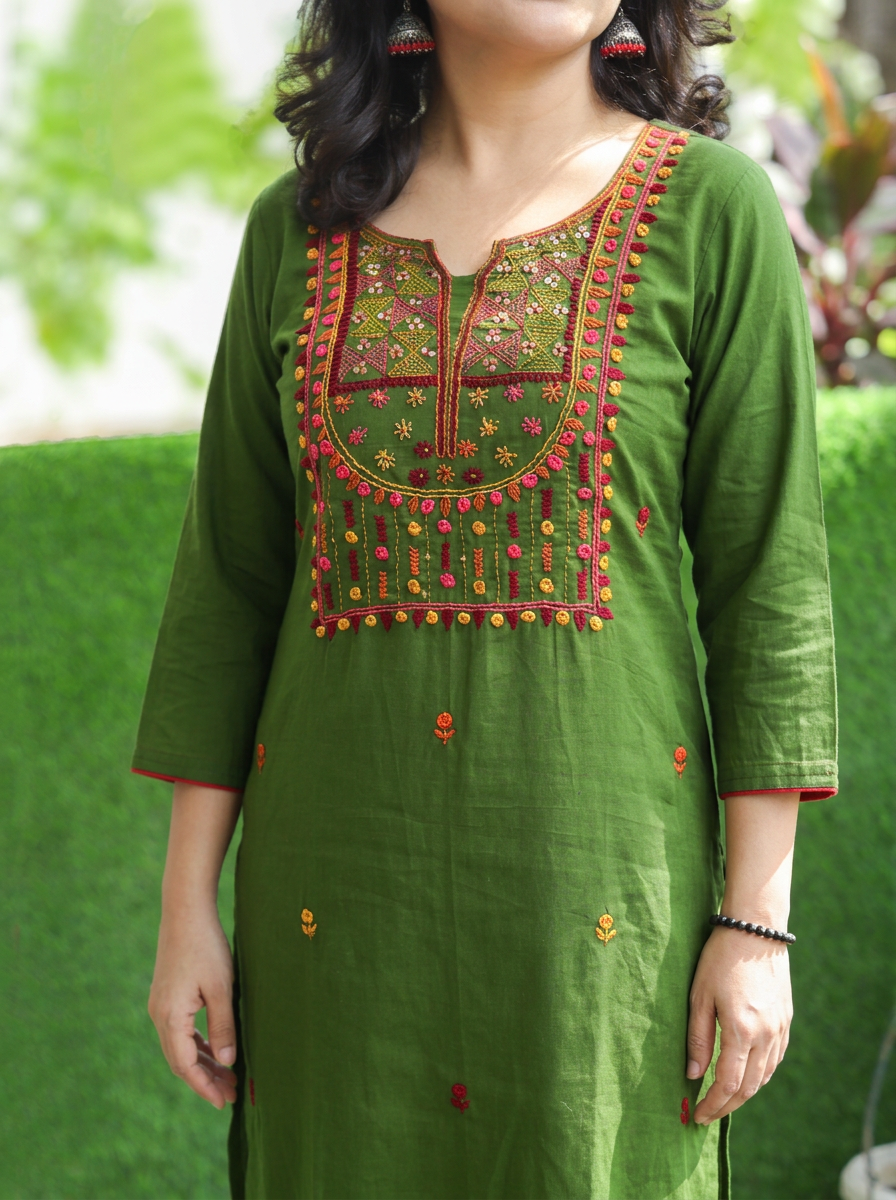 Shristhi Tree Green Kolkata Hand Embroidered Cotton Kurti